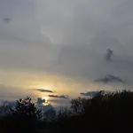 Kotedzas Melnrageje Сasa de vacaciones *