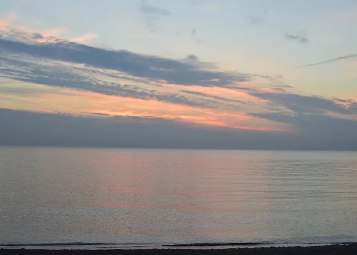 Kotedzas Melnrageje *