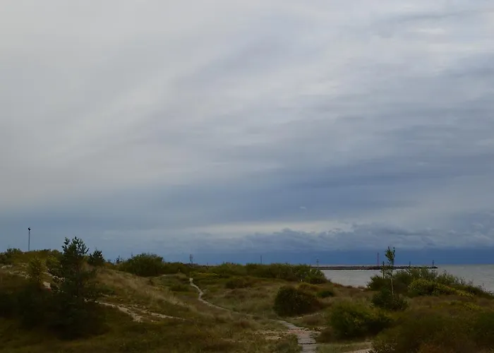 Kotedzas Melnrageje *